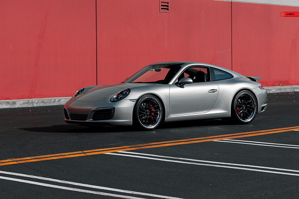 Фото дисков Anrky RS3 Черный глянец на Porsche 911 VII