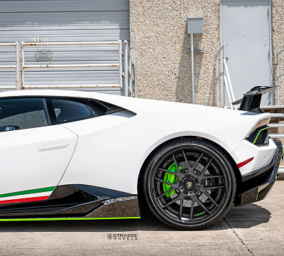 Фото дисков Strasse Wheels SM7 Deep Concave FS на Lamborghini Huracan