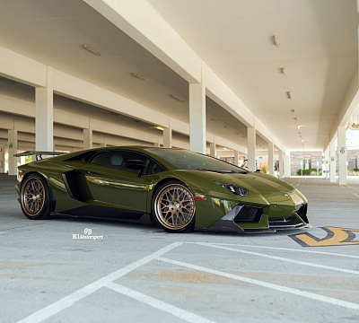 Фото дисков HRE 300 на Lamborghini Aventador