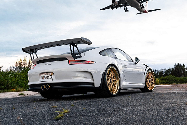 Фото дисков Anrky RS1 Сатиновое золото на Porsche 911 VII