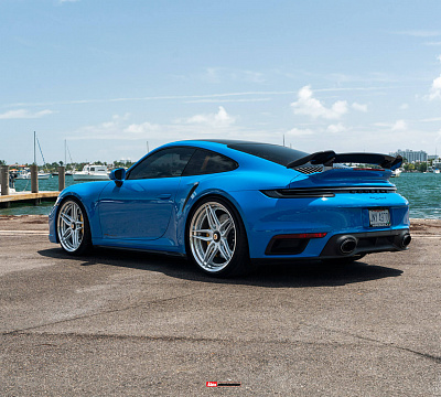 Фото дисков HRE S107SC на Porsche 911 VIII