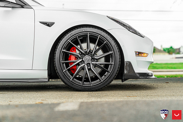 Фото дисков Vossen HF-4T Алмазная проточка на Tesla Model 3