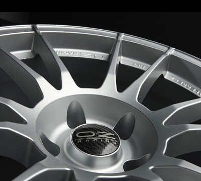 OZ Racing Ultraleggera HLT