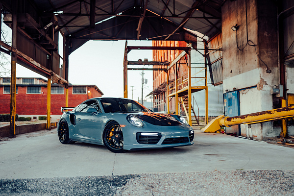 Фото дисков Strasse Wheels SM5RT Deep Concave Duoblock Черный сатин на Porsche 911 VII