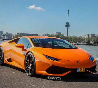 Фото дисков Strasse Wheels SV1 Deep Concave Monoblock на Lamborghini Huracan
