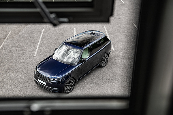 Фото дисков Kahn Pace Car  на Range Rover V