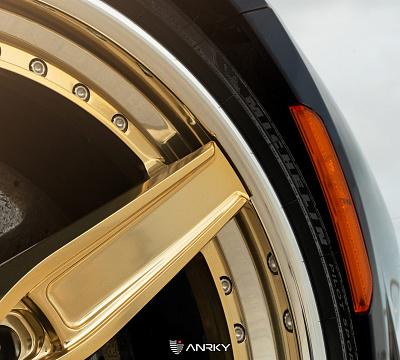 Фото дисков Anrky AN35 на Ferrari 812