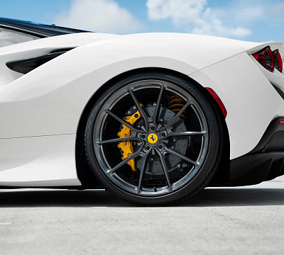 Фото дисков Anrky AN12 на Ferrari F8