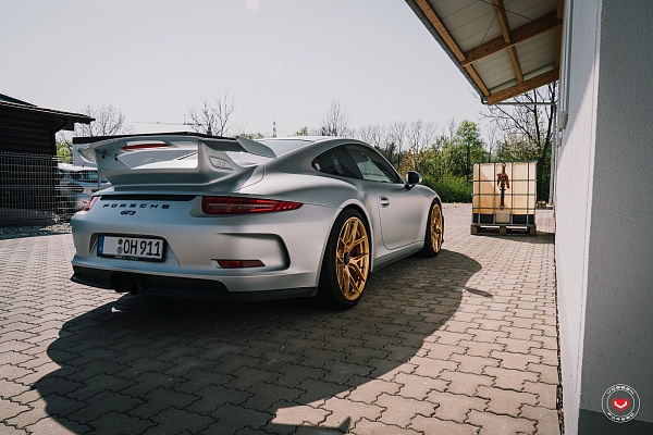 Фото дисков Vossen S21-01 Глянцевое золото на Porsche 911 VII