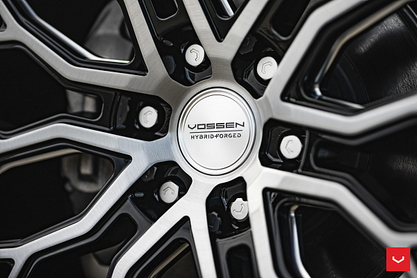 Фото дисков Vossen HF6-3 Алмазная проточка на Chevrolet Tahoe V