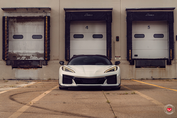 Фото дисков Vossen EVO-3R Глянцевая медь на Chevrolet Corvette C8