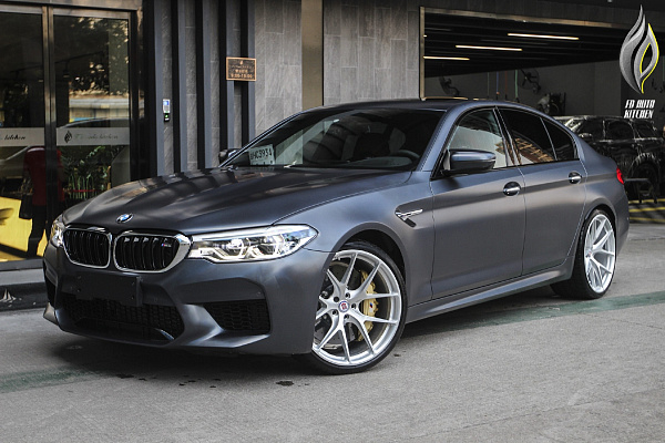 BMW M5
