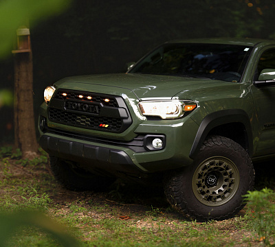 Фото дисков Black Rhino FUJI на Toyota Tacoma III