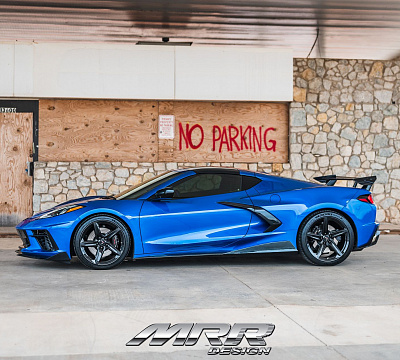 Фото дисков MRR F23 на Chevrolet Corvette C8