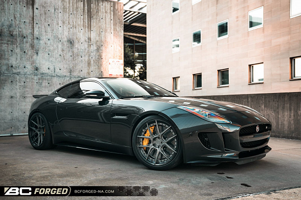 Фото дисков BC Forged HCA381 Глянцевый графит на Jaguar F-Type