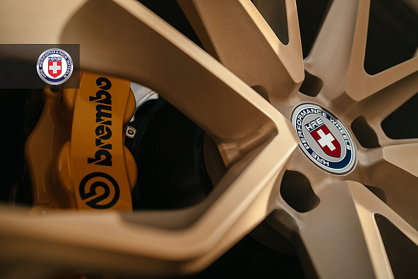 Фото дисков HRE P201 Сатиновое золото на BMW X5/X5 M (F15/F85)