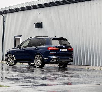 Фото дисков Vossen S17-14 на BMW X7 (G07)