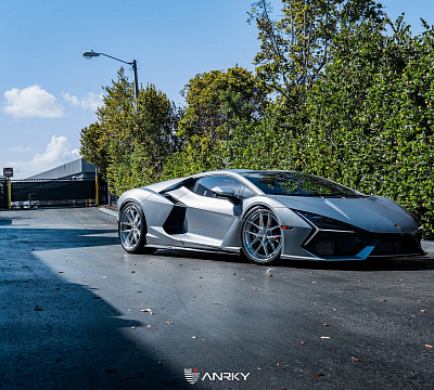 Фото дисков Anrky XR-301 на Lamborghini Revuelto