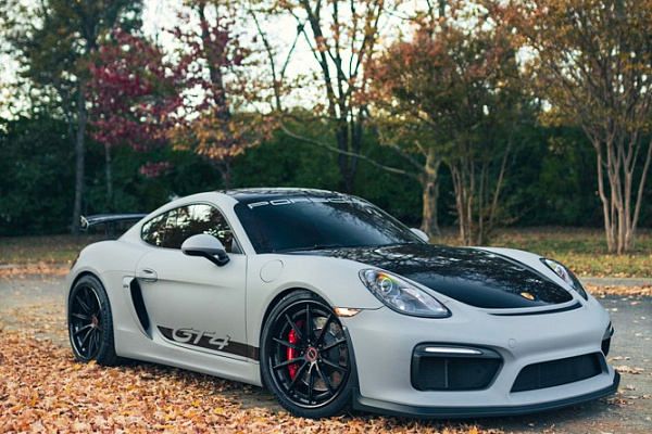 Фото дисков Brixton Forged R11-R Черный сатин на Porsche Cayman II
