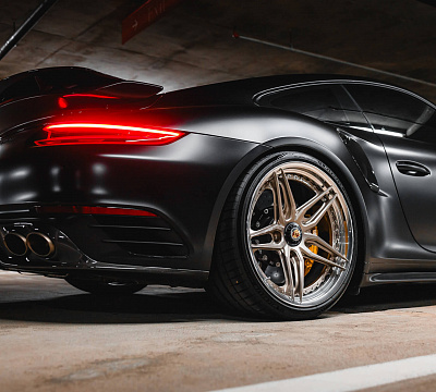 Фото дисков HRE S107SC на Porsche 911 VII