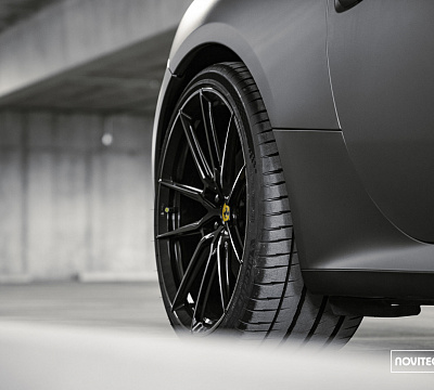 Фото дисков NOVITEC NF8 на Ferrari GTC4Lusso