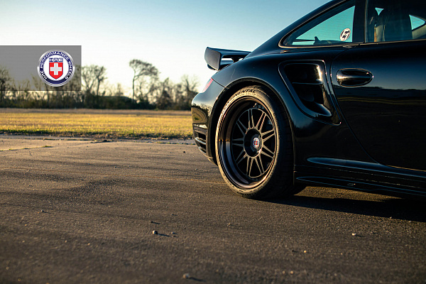 Фото дисков HRE 301 Черный сатин на Porsche 911 VI