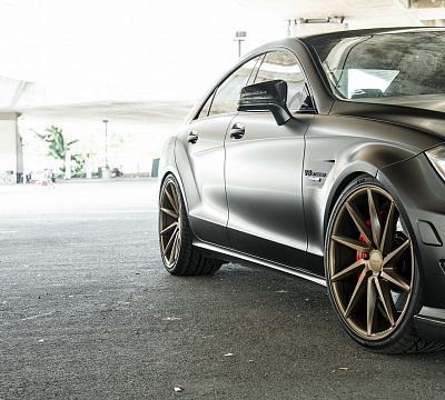 Фото дисков Vossen CVT на Mercedes-Benz CLS (C218)