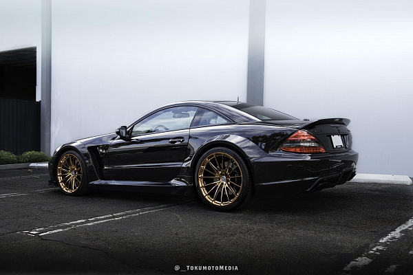 Фото дисков HRE P103 Глянцевое темное золото на Mercedes-Benz SL (R230)