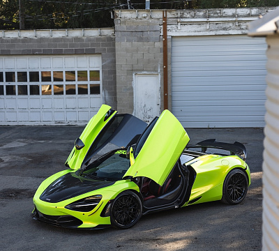 Фото дисков Strasse Wheels SV10M Deep Concave FS на McLaren 720S
