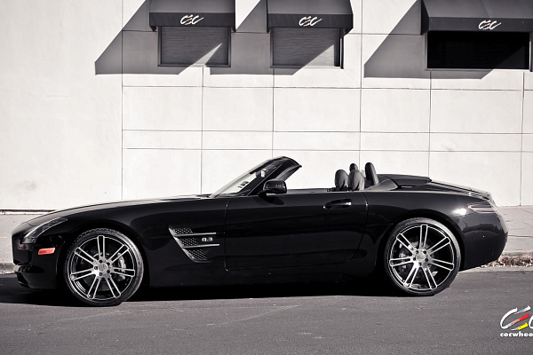 Фото дисков CEC C883 Сатиновый лак на Mercedes-Benz SLS AMG