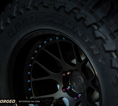 Фото дисков BC Forged LE72 // MLE72 на Jeep Wrangler III (JK)