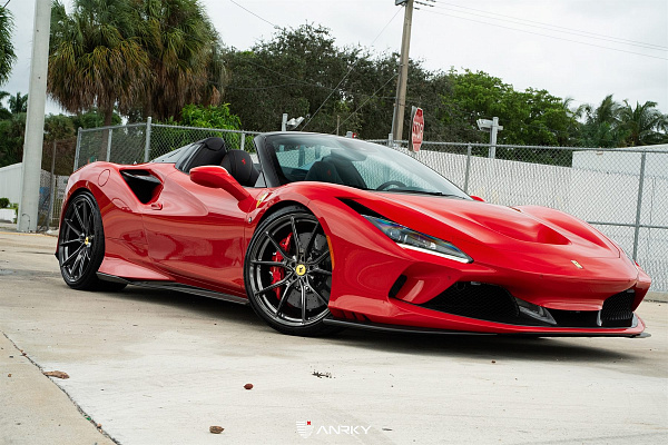 Фото дисков Anrky AN12 Глянцевый темный лак на Ferrari F8