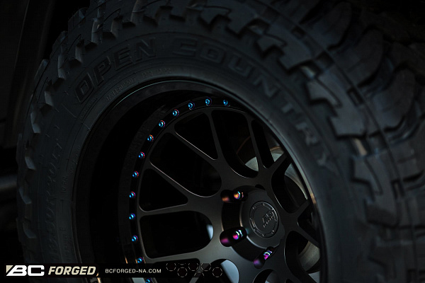 Фото дисков BC Forged LE72 // MLE72 Черный матовый на Jeep Wrangler III (JK)