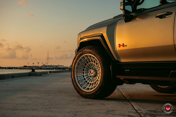 Hummer EV