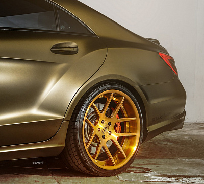 Фото дисков Strasse Wheels SM5 Deep Concave на Mercedes-Benz CLS (C218)