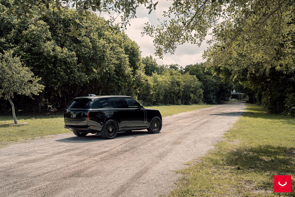 Фото дисков Vossen HF-9 Черный глянец на Land Rover Range Rover V