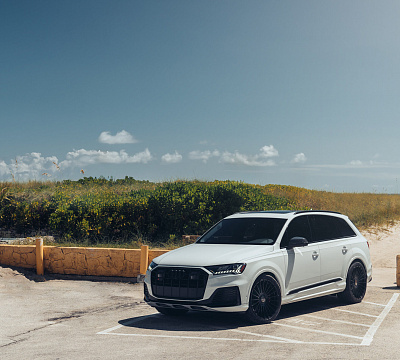 Фото дисков Vossen HF-8 на Audi Q7 (4M)
