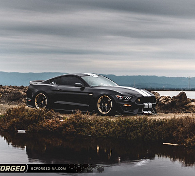 Фото дисков BC Forged HCA218 на Ford Mustang VI