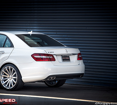 Фото дисков MRR HR9 на Mercedes-Benz E-Class (W212, S212, C207)