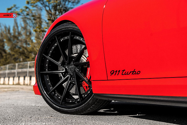 Фото дисков Anrky AN33 Черный сатин на Porsche 911 VII