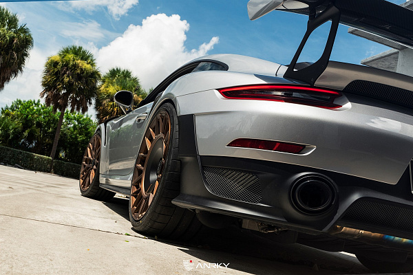 Фото дисков Anrky AN20 Aerosport Сатиновая бронза на Porsche 911 VIII