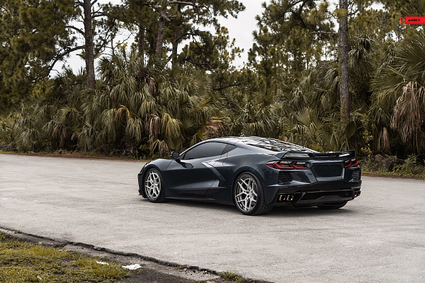 Фото дисков Anrky S3-X4 Сатиновый лак на Chevrolet Corvette C8