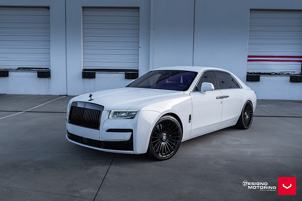 Фото дисков Vossen HF-8 Черный глянец на Rolls-Royce Ghost II