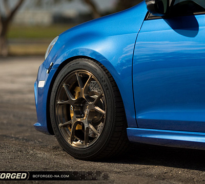 Фото дисков BC Forged RZ05 на Volkswagen Golf VII