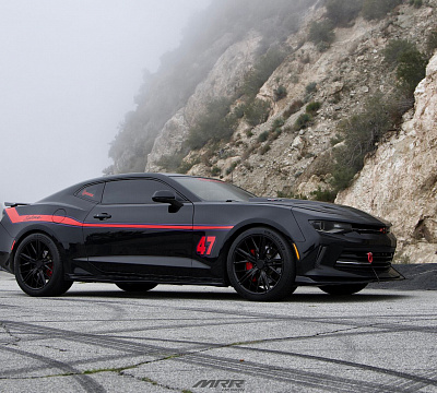 Фото дисков MRR M650 на Chevrolet Camaro VI