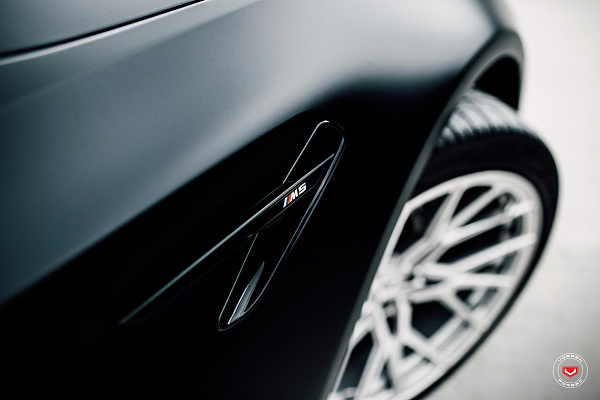Фото дисков Vossen M-X3 Глянцевый лак на BMW 5/M5 (G30/F90)