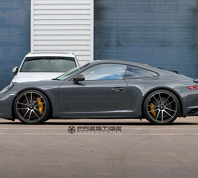 Фото дисков HRE P104 на Porsche 911 VII