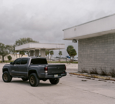 Фото дисков Vossen HF6-4 на Toyota Tacoma III