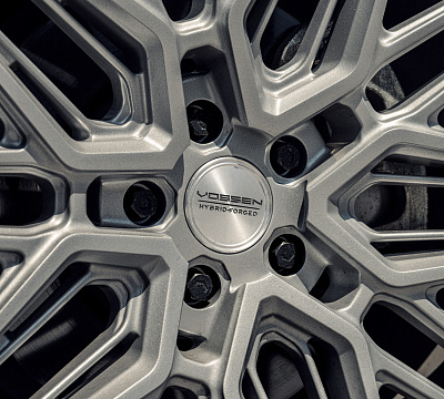 Фото дисков Vossen HF-7 на Toyota Crown S230