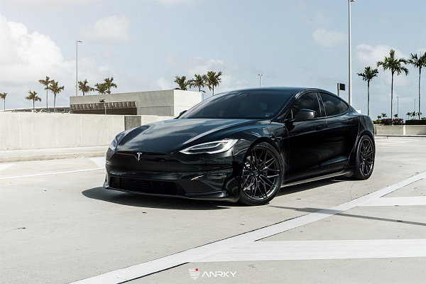 Фото дисков Anrky S1-X1 Черный сатин на Tesla Model S